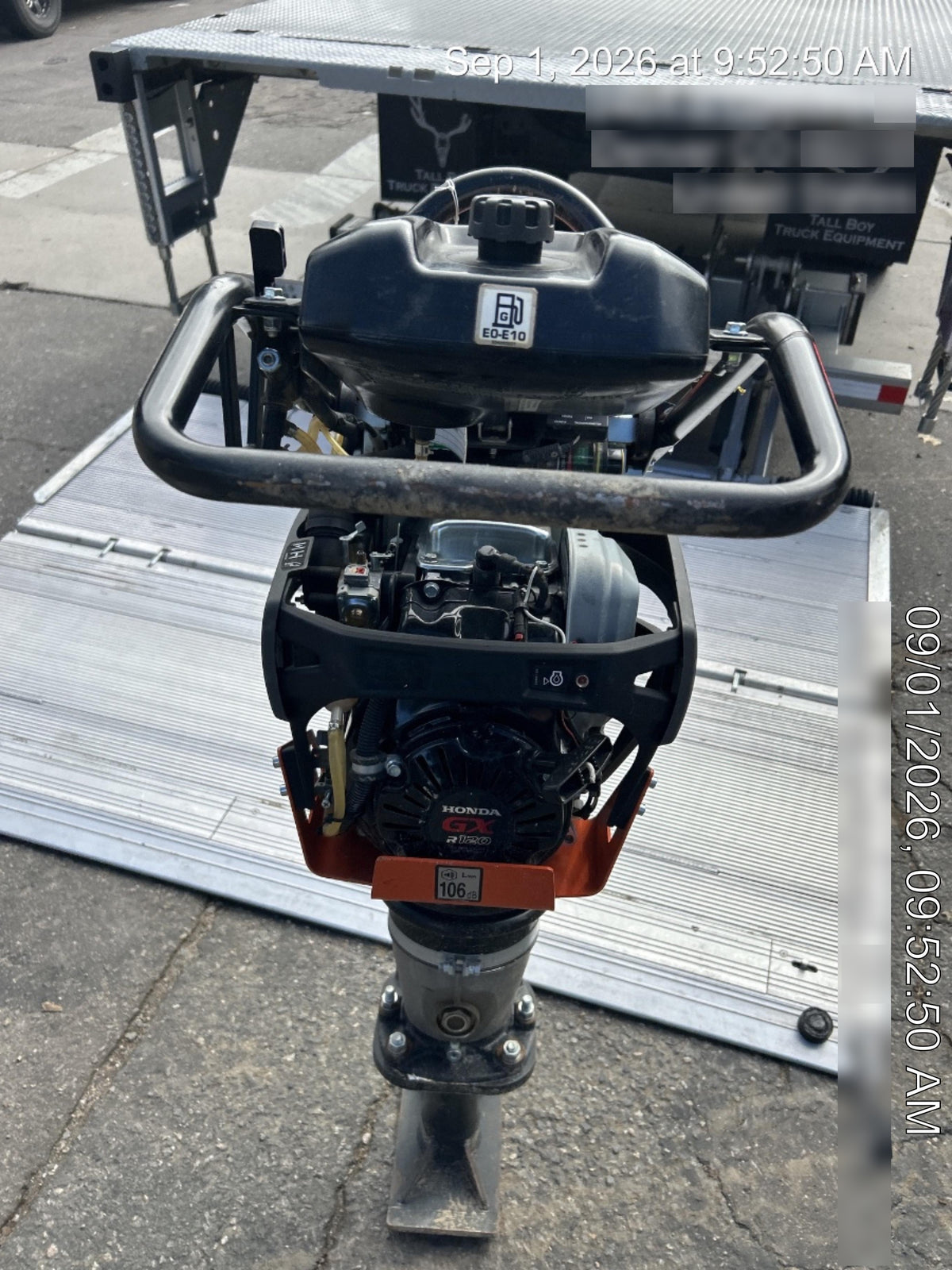 2025 HUSQVARNA LT6005