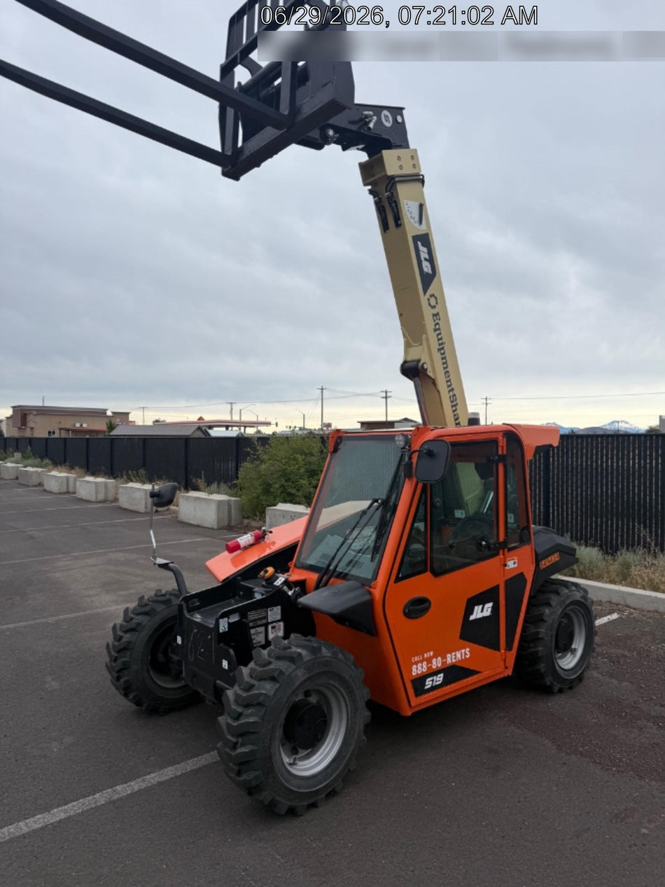 2025 JLG 519