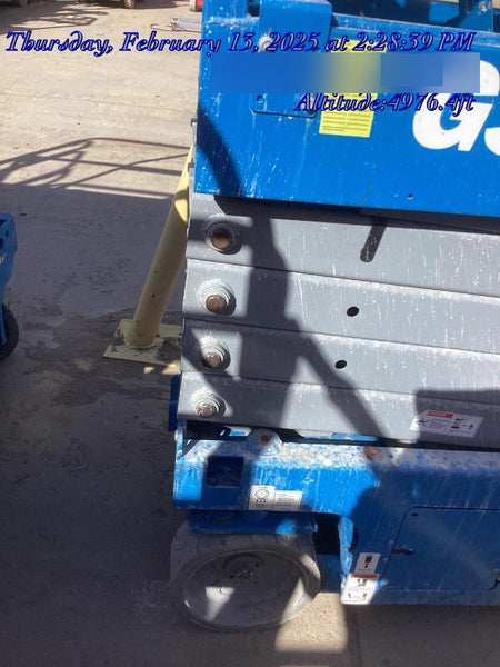 2020 Genie GS-3232 Standard, Folding half height swing gate