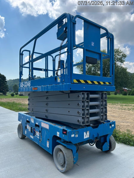 2022 GENIE GS-3246