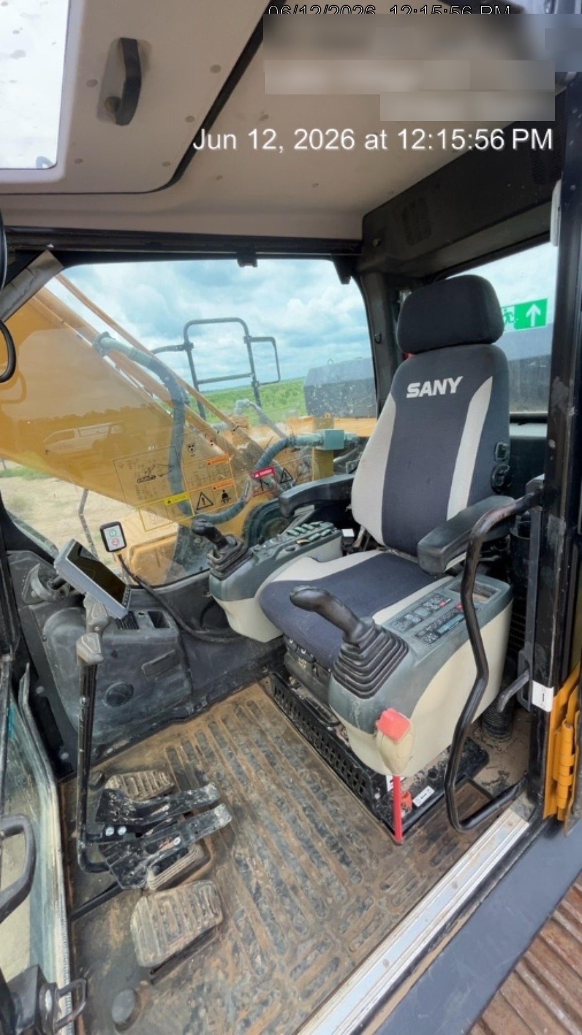 2022 SANY SY265C