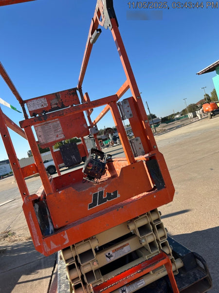 2022 JLG ES1932