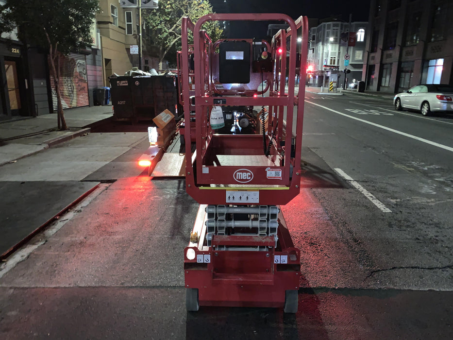 2020 MEC 1330SE Solid NM Tires, Steel Swing out Doors, LCS, Beacon, 900W Inverter