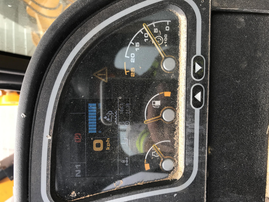 2019 JCB 512-56 Canopy, 109 HP, Solid Tires, STD Worklight, Beacon, Aux Hydraulics, Lifting Eye, Back up Alarm w/66" Carriage/60" Forks