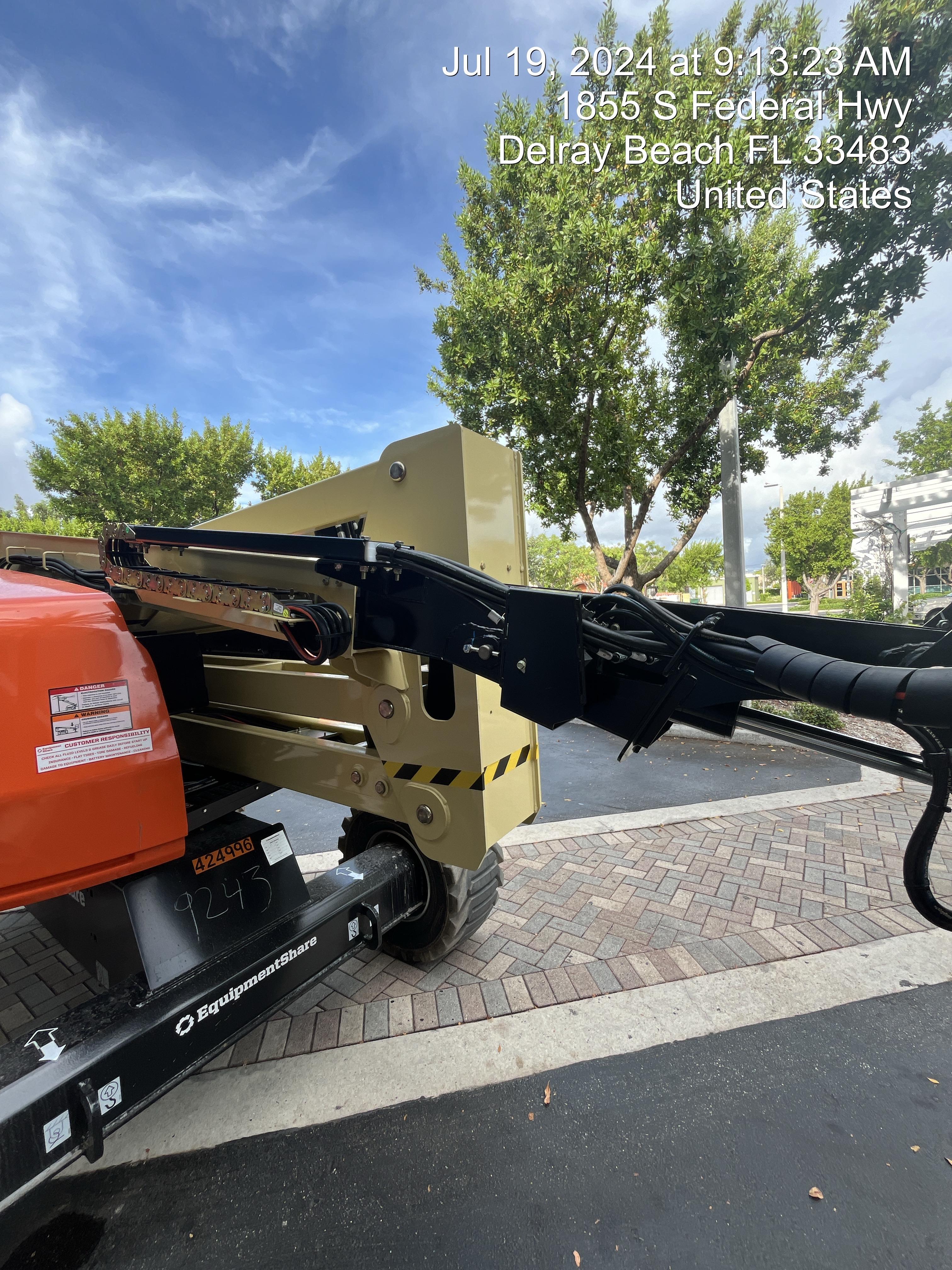 2024 JLG 450AJ