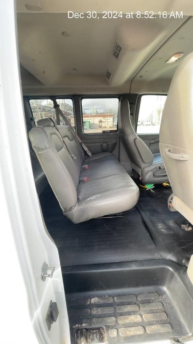 2023 CHEVROLET Express Van - Rental