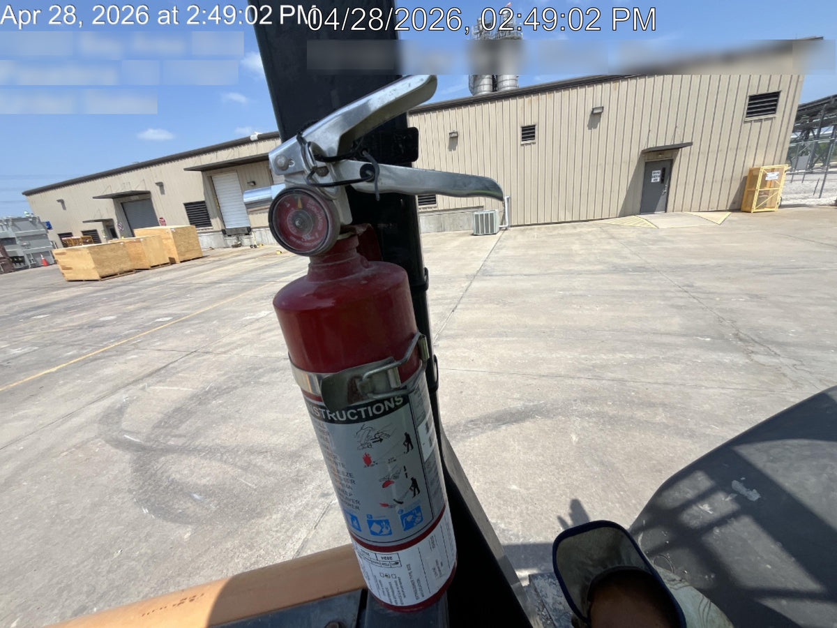 2019 CASE 588H