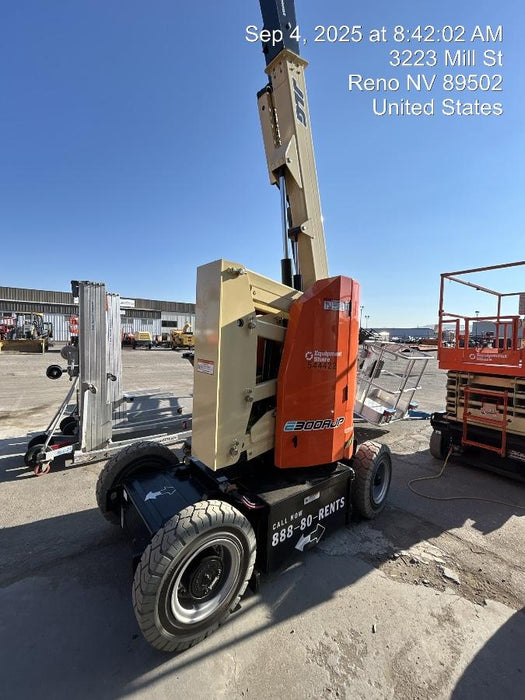 2025 JLG E300AJP