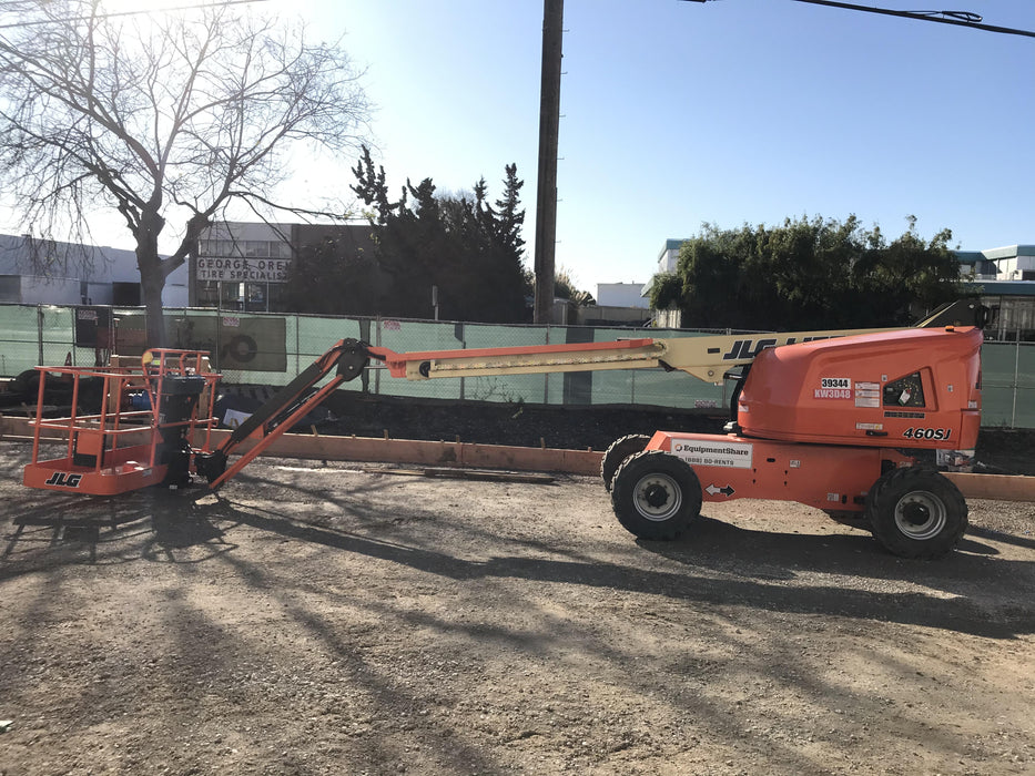 2019 JLG 460SJ