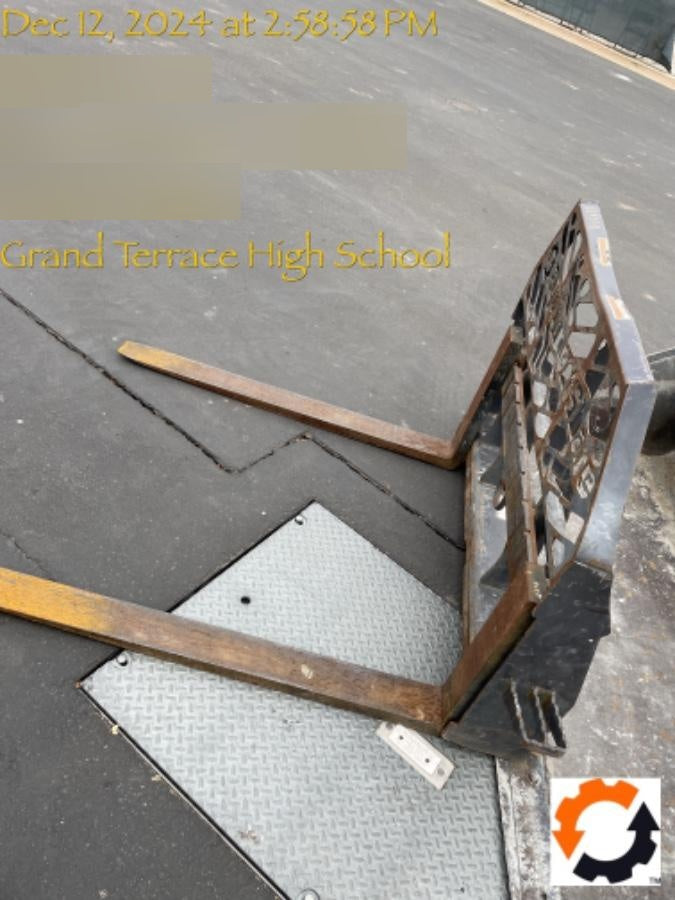 2021 PALADIN 48" Pallet Forks - Paladin