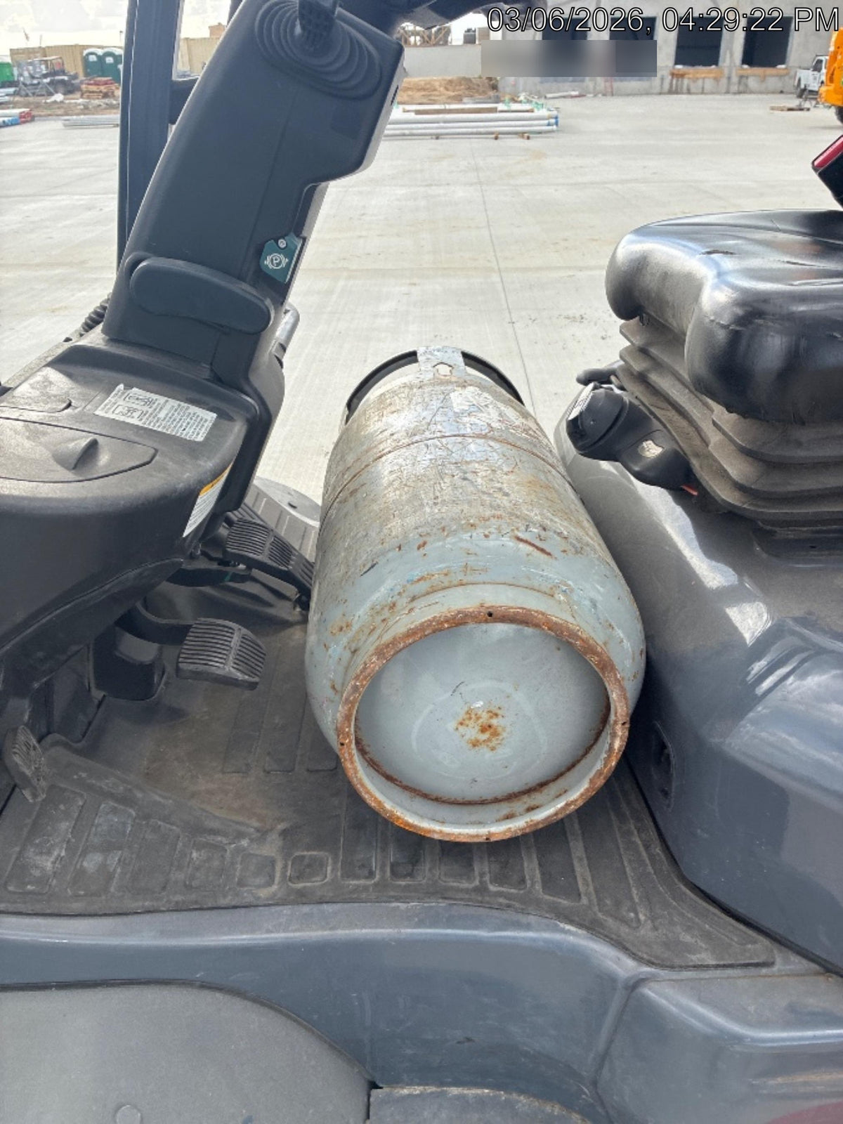 2022 UNICARRIER MUG1F2A30DV QUAD