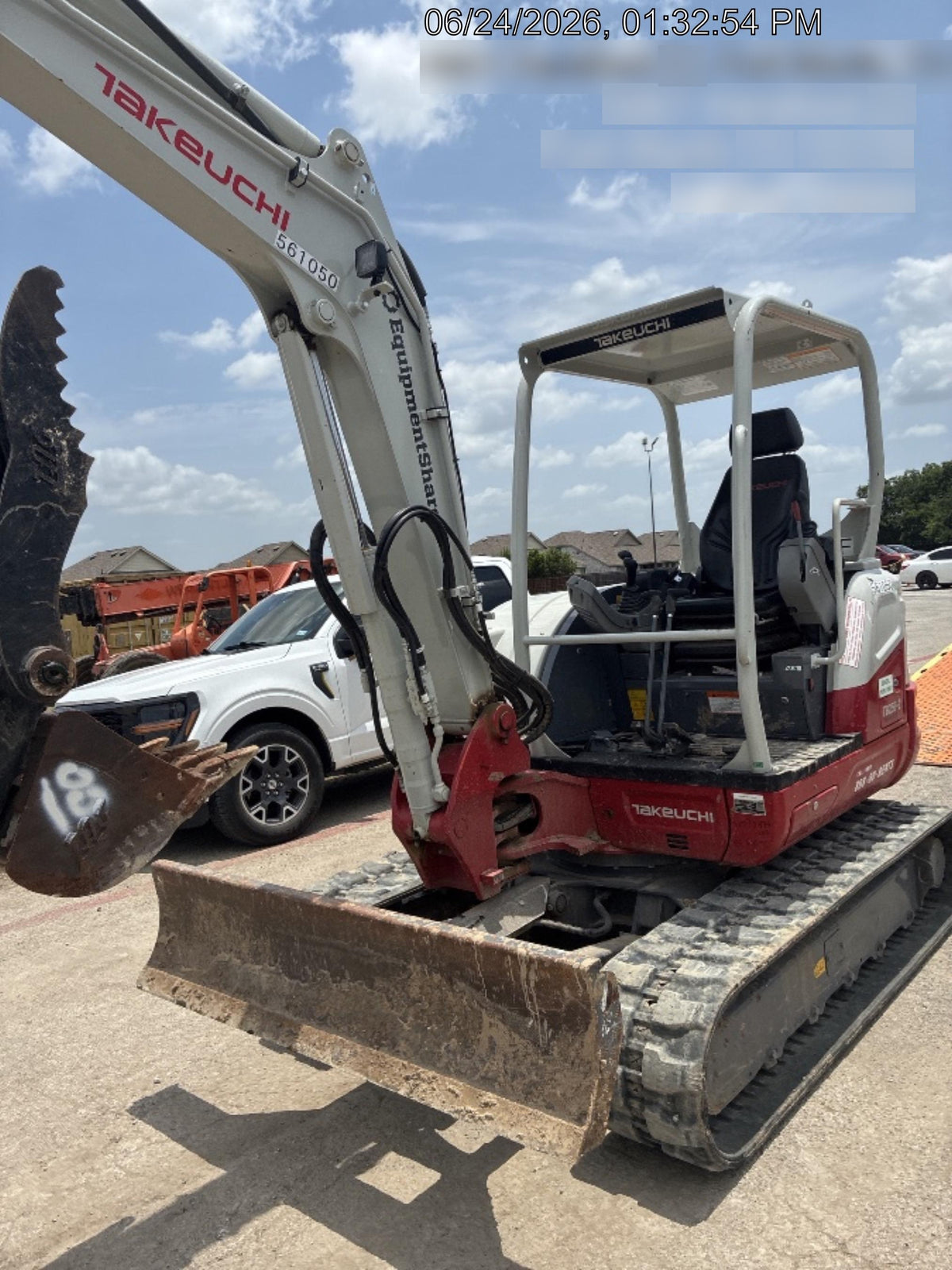 2025 TAKEUCHI TB250-2R