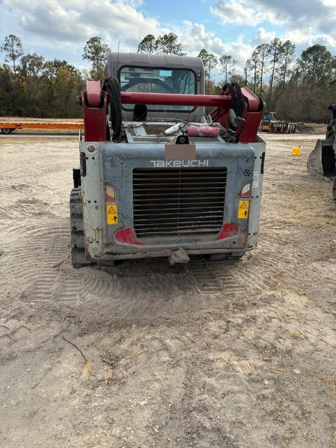 2018 TAKEUCHI TL12V2-CR