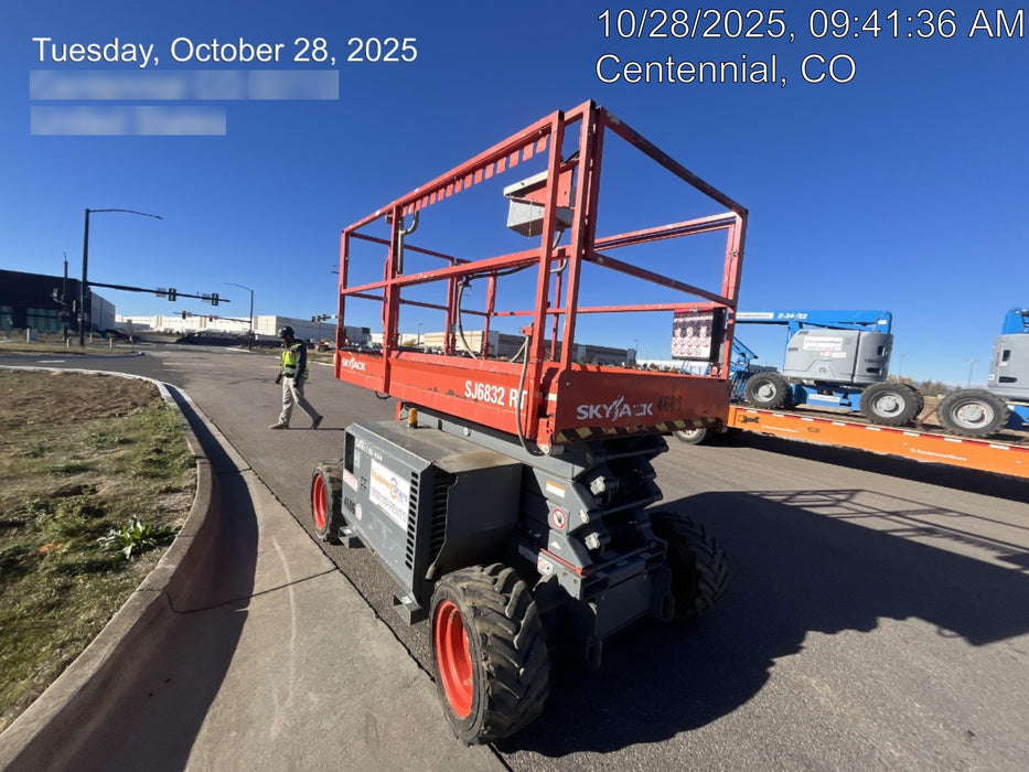 2017 SKYJACK SJ6832 RT