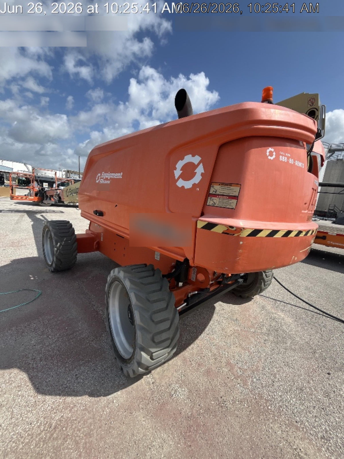 2022 JLG 660SJ