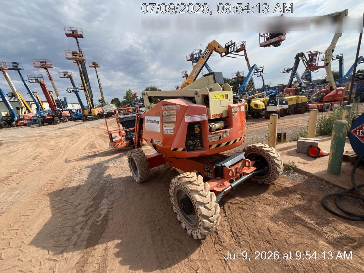 2022 JLG 340AJ