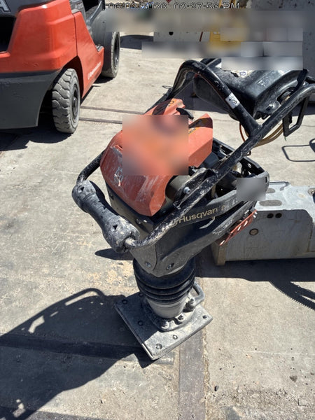 2025 HUSQVARNA LT6005