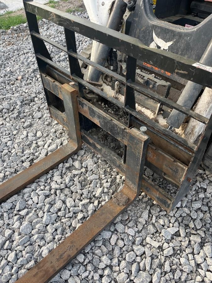 2019 ARROW MATERIAL HANDLING 60" Pallet Forks - Arrow