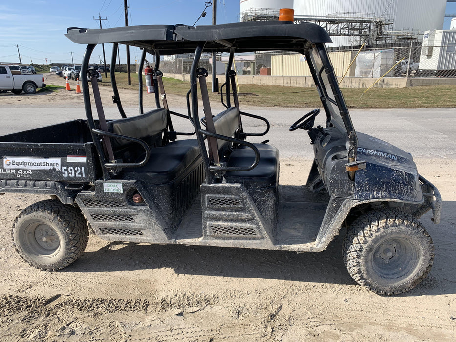 2017 CUSHMAN Hauler 4x4 Crew