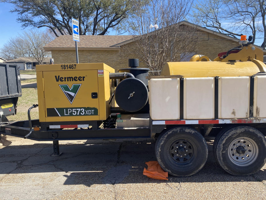 2022 Vac-Tron LP573XDT T4 Koehler Diesel Engine, 500 Gallon Debris Tank, x2 100 Gallon Water Tanks