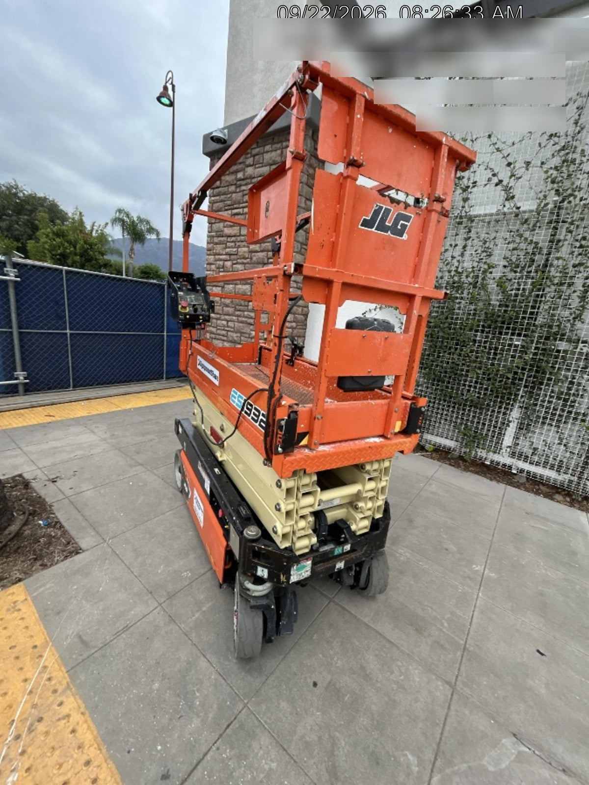 2022 JLG ES1932