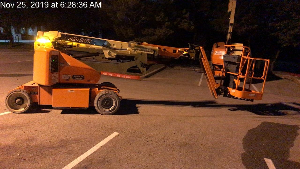 2019 JLG E400AJPN