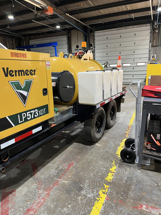 2021 Vac-Tron LP573XDT T4 Koehler Diesel Engine, 500 Gallon Debris Tank, x2 100 Gallon Water Tanks