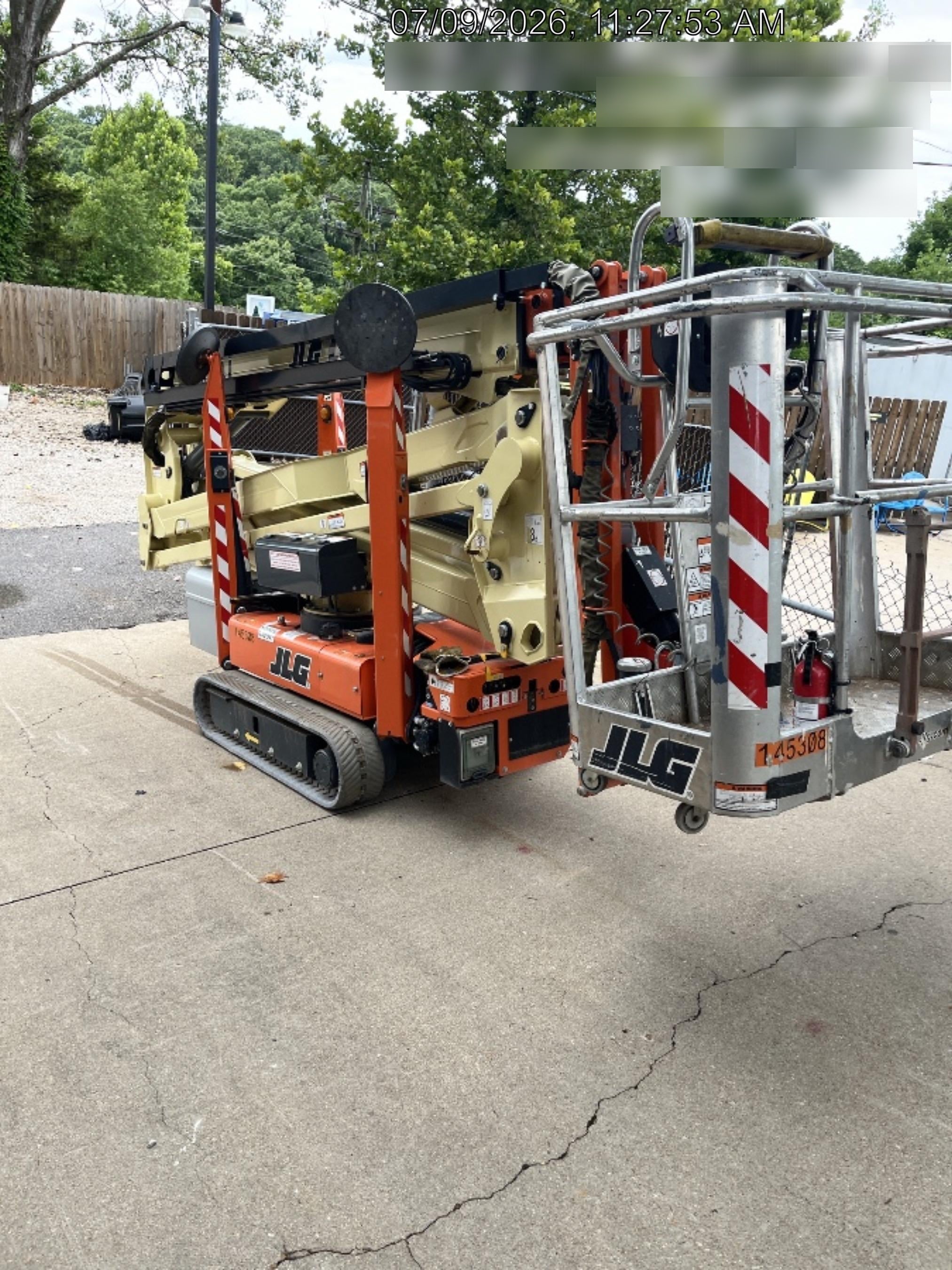 2021 JLG X600AJ