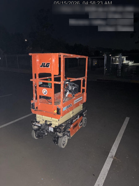 2021 JLG ES1330L