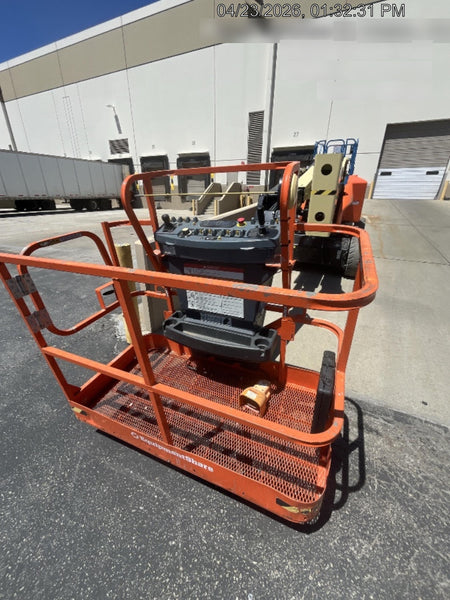 2024 JLG E450AJ