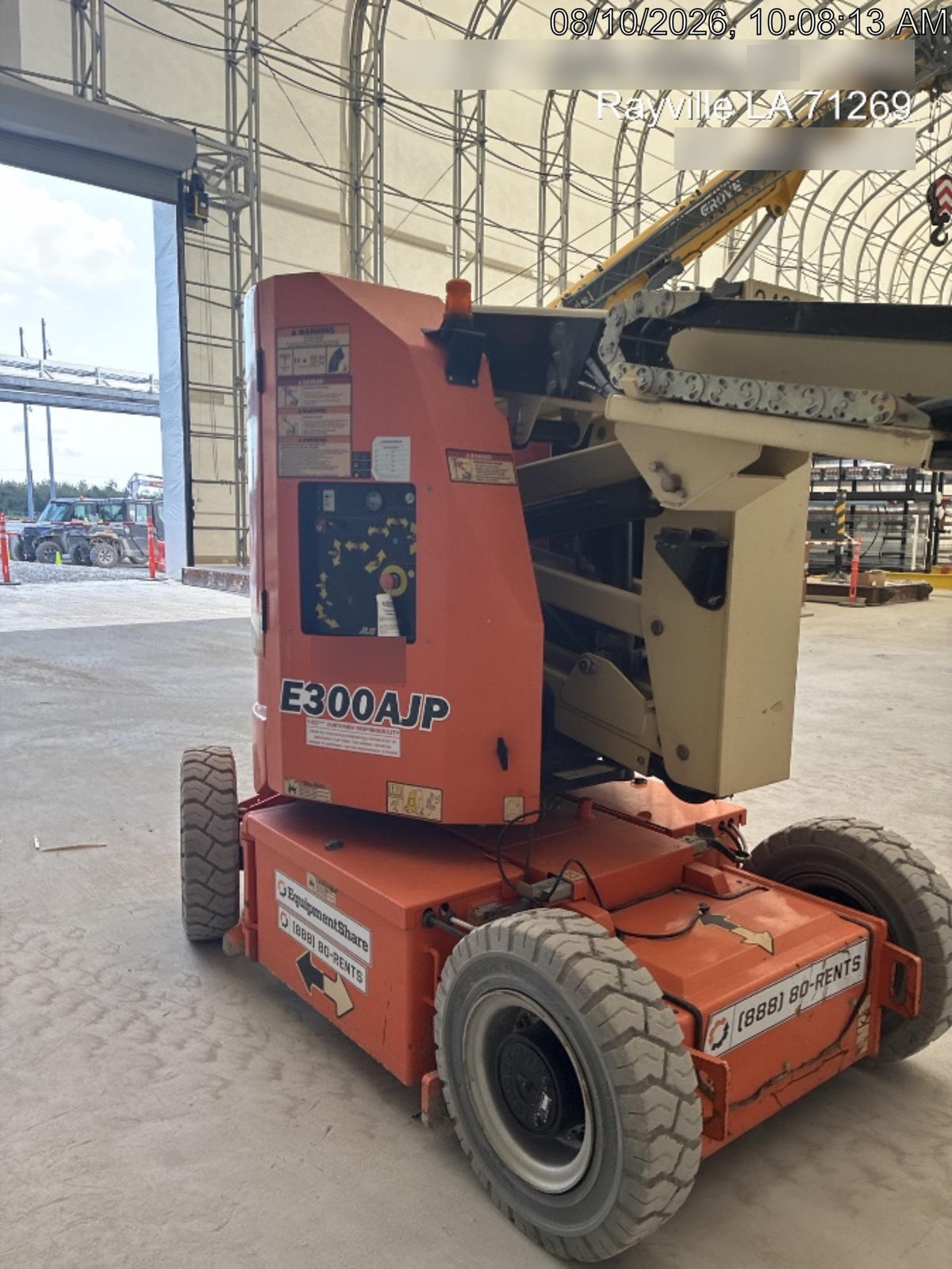 2019 JLG E300AJP