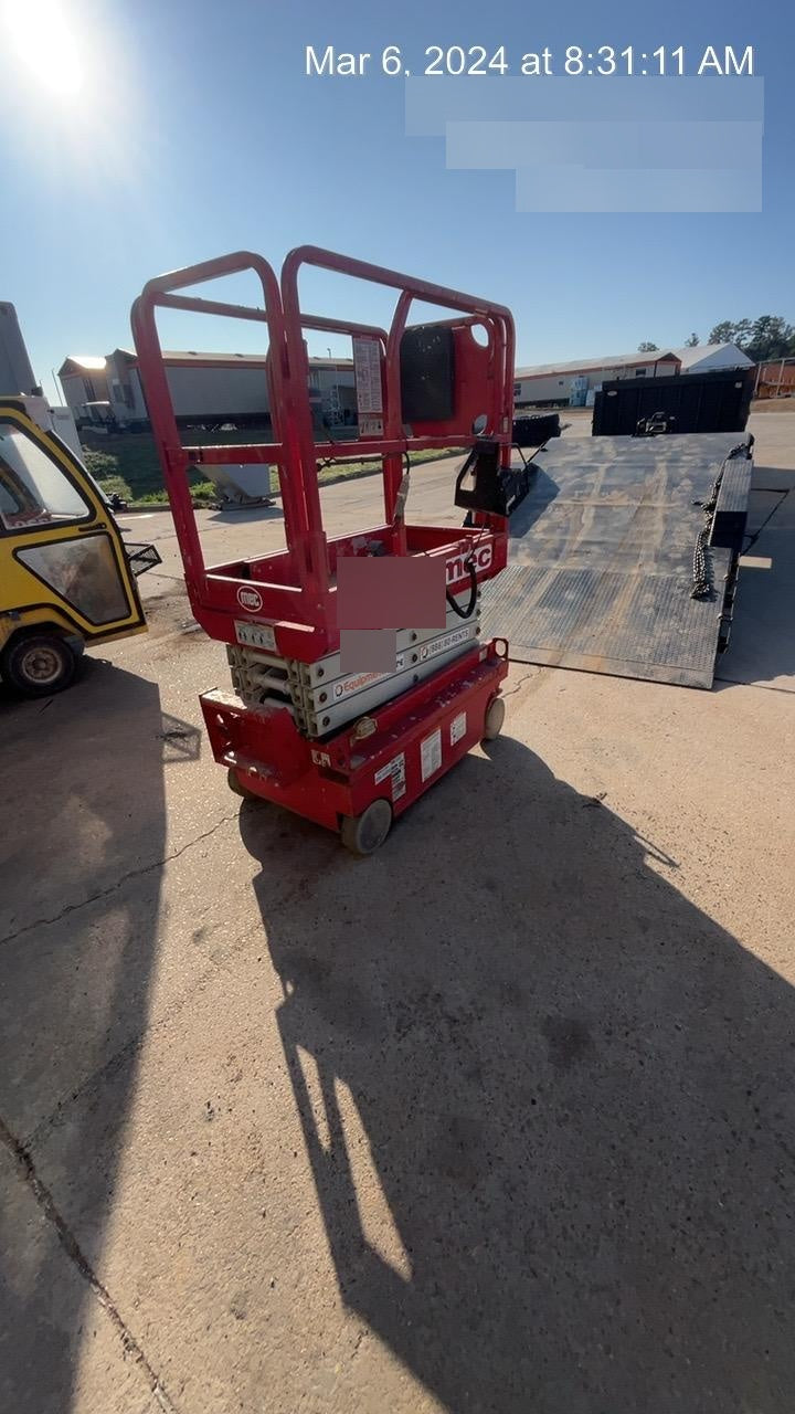 2019 MEC 1330SE MEC 1330SE w/ES Track Hardware, Full Extended 2 Year Warranty
