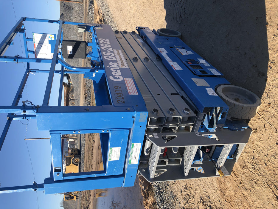 2018 Genie GS-2632 Genie GS-2632 w/Fixed Rail, Chain Entry