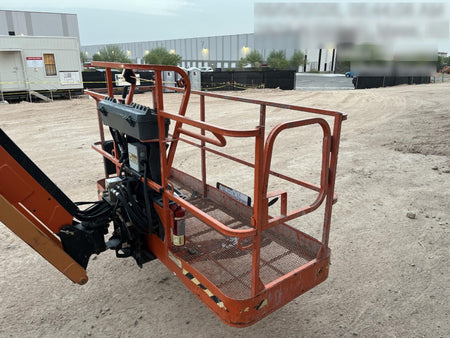 2021 JLG 660SJ