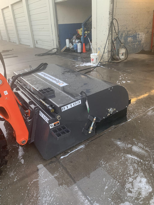 2020 PALADIN Sweepster SB72