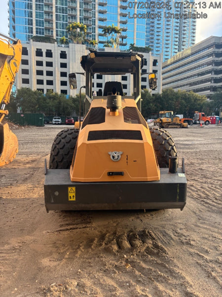 2021 CASE SV211E