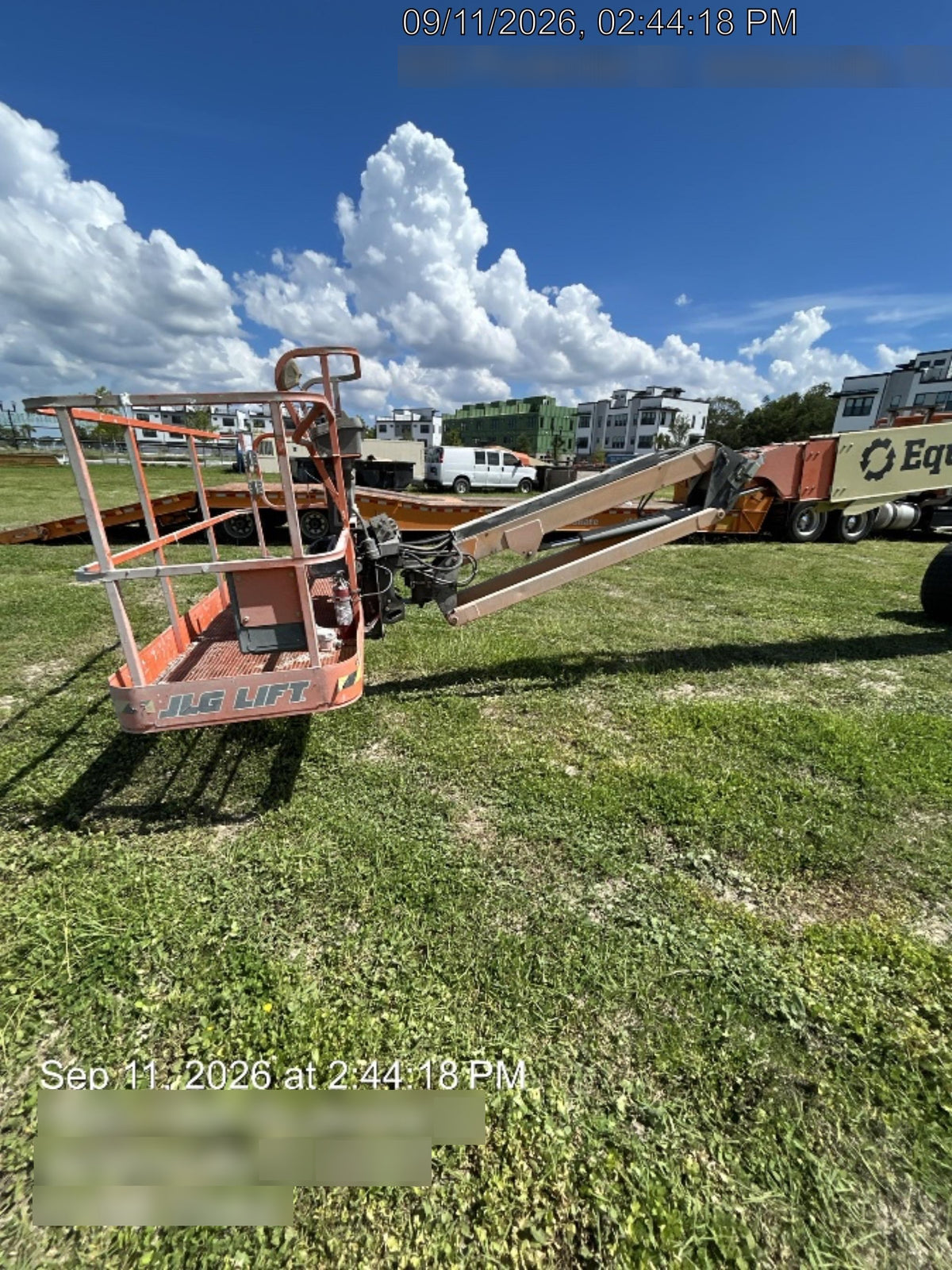 2022 JLG 660SJ
