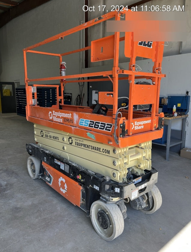 2023 JLG ES2632