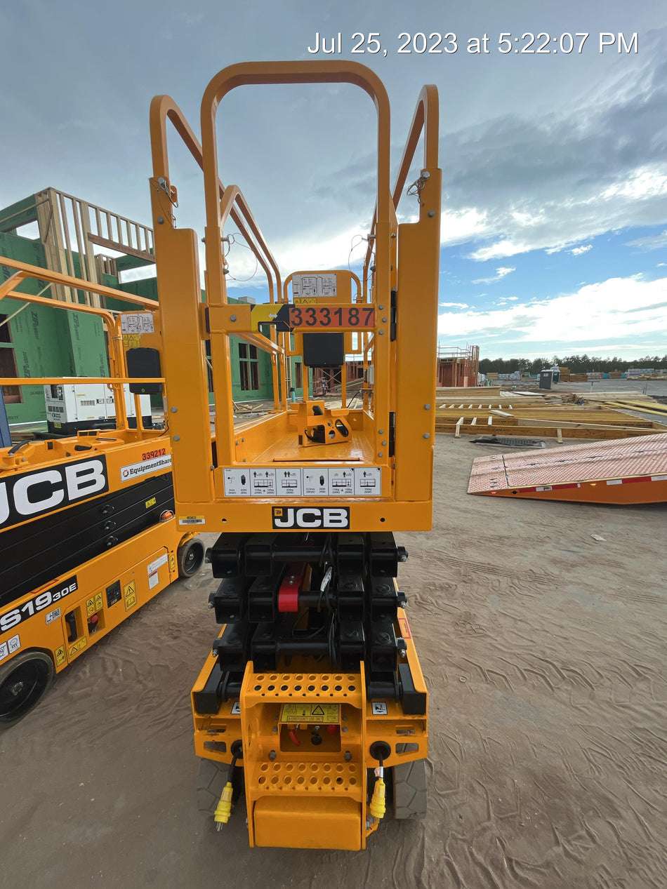 2023 JCB S1930E