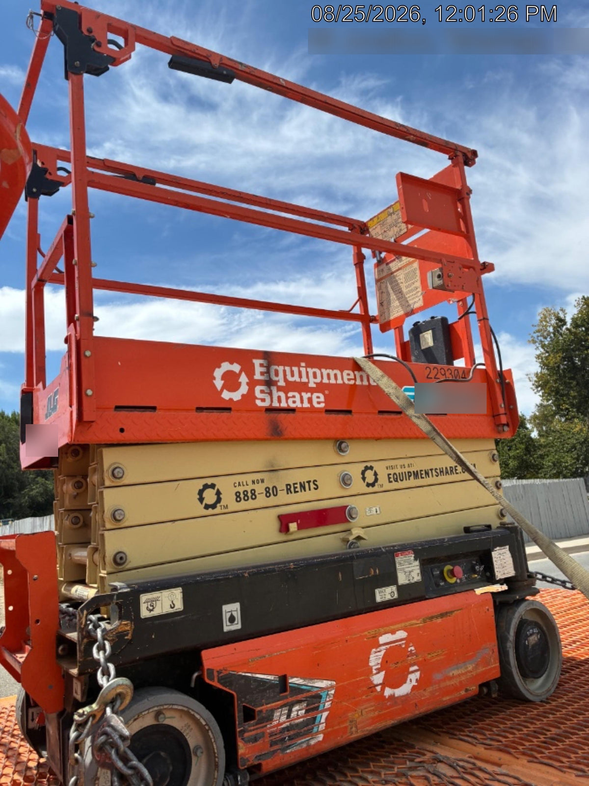 2022 JLG ES1932