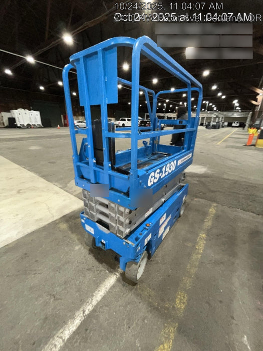 2019 Genie GS-1930 Half Height Swing Gate, 800W Inverter