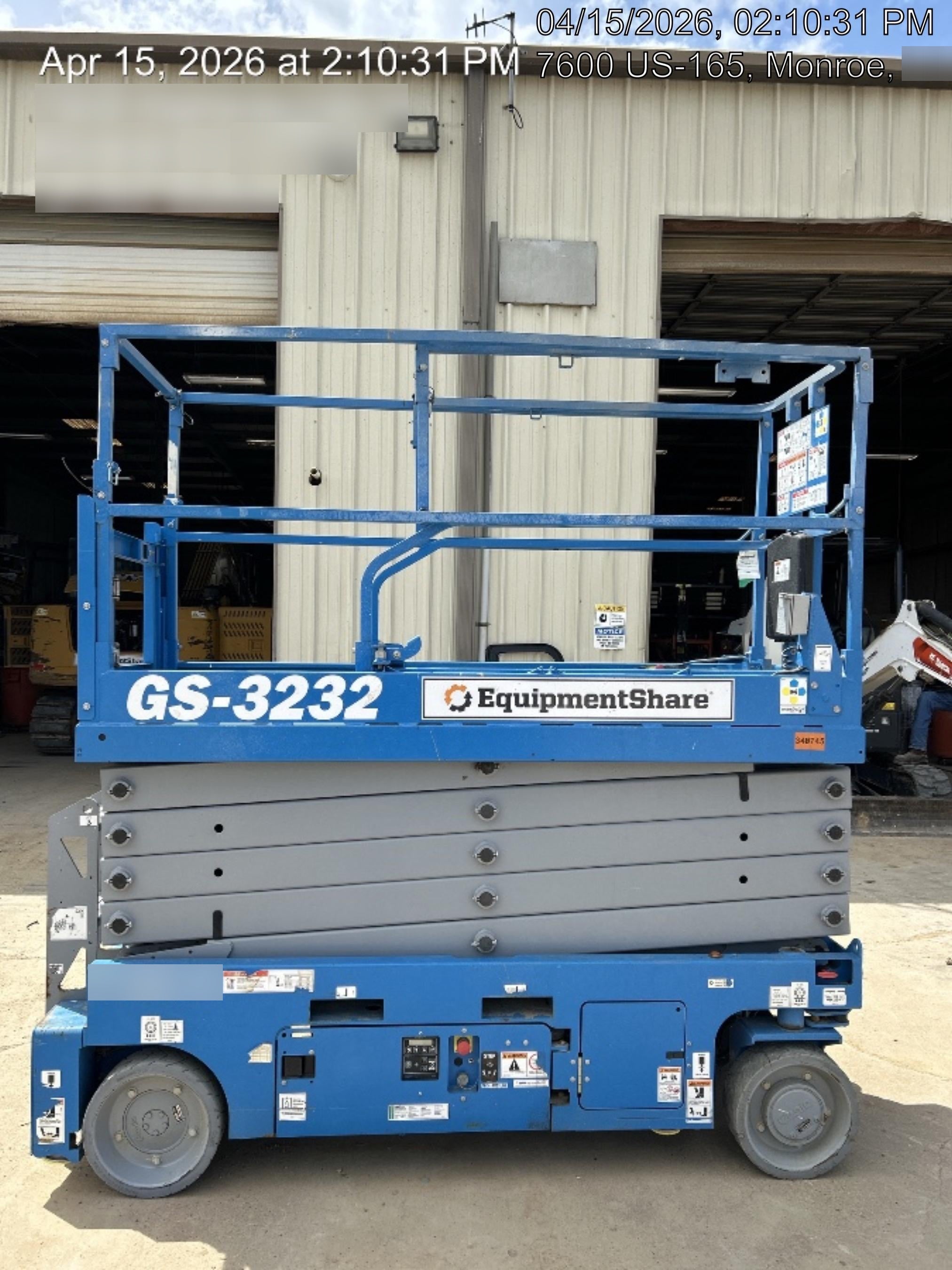 2023 GENIE GS-3232