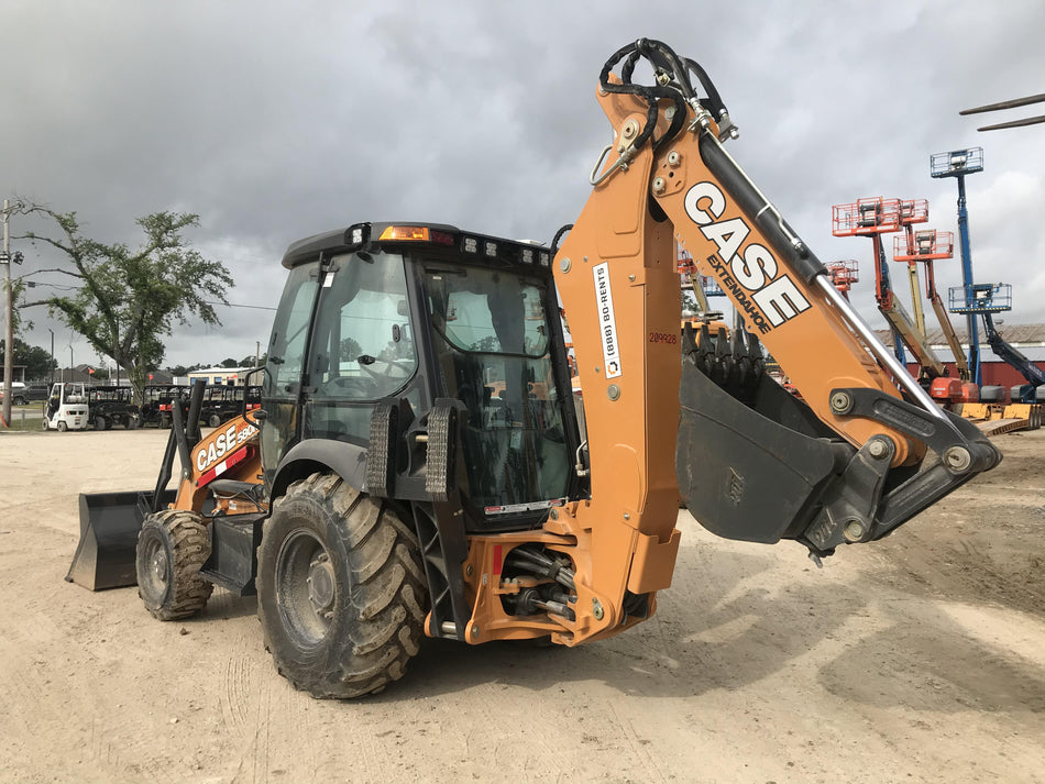 2022 CASE 580N EP - Extendable Backhoe
