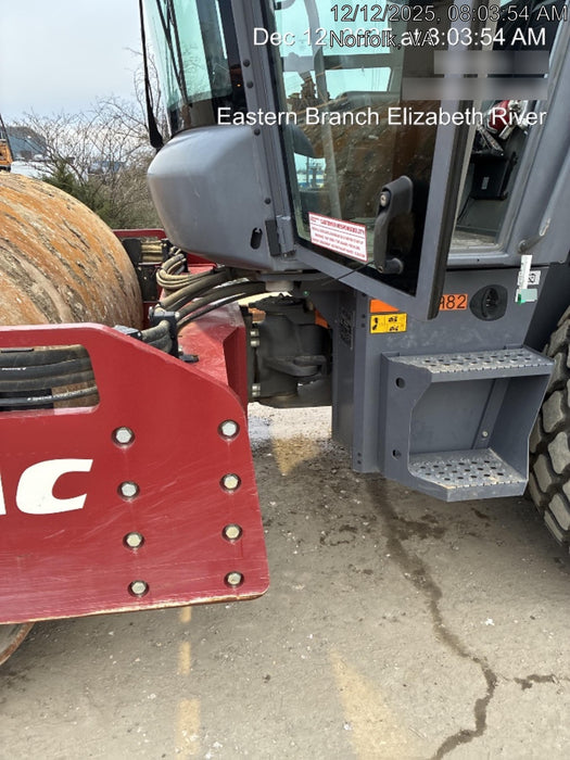 2023 DYNAPAC CA2500D