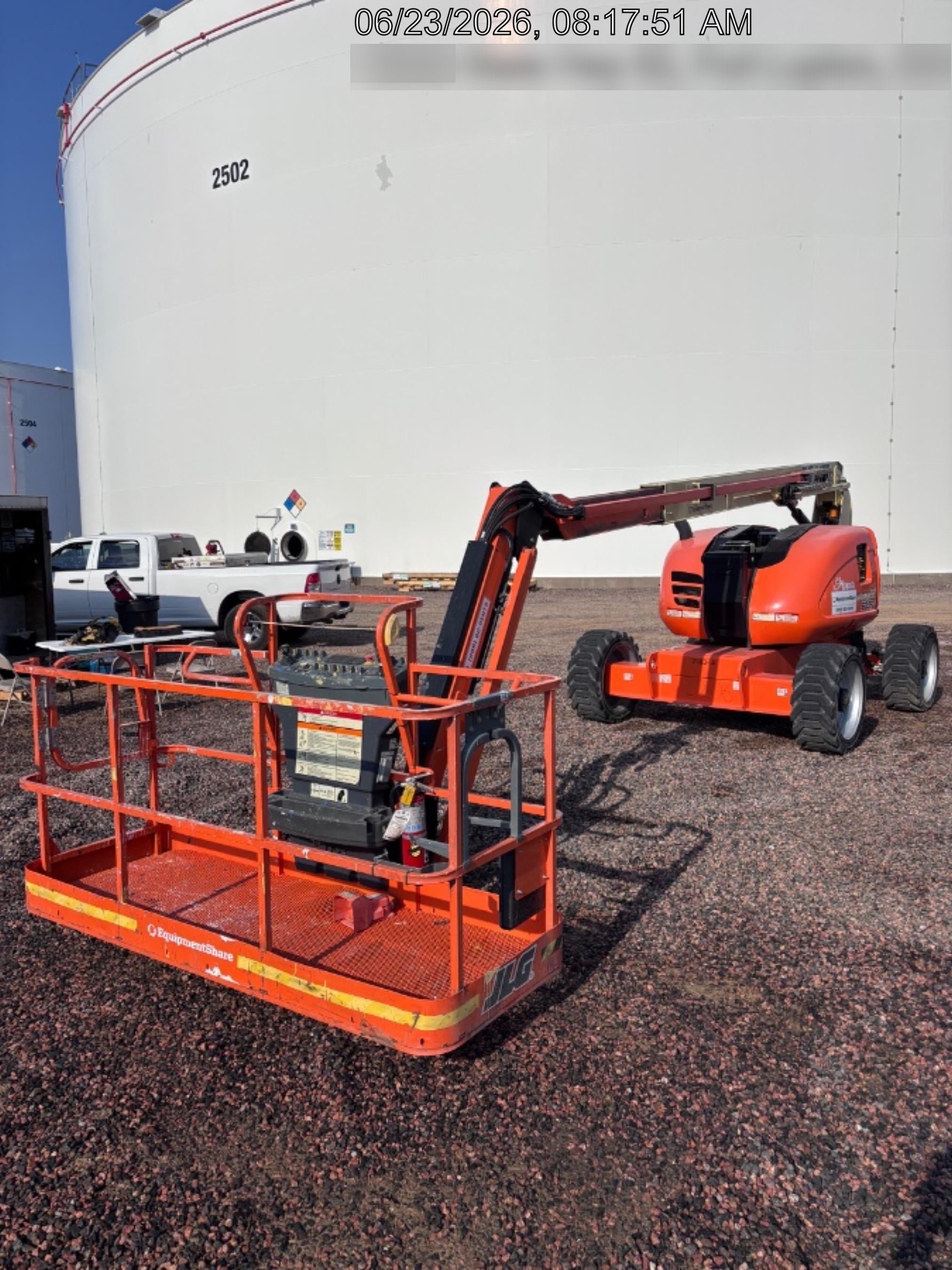 2023 JLG 600AJ
