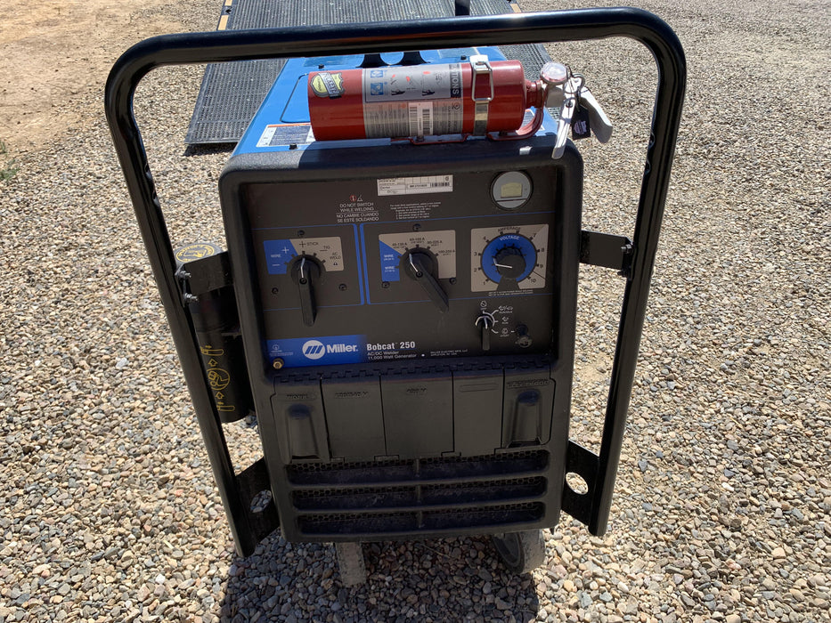 2019 Miller Electric BOBCAT 250 Standard w/Running Gear, Bracket, Hose