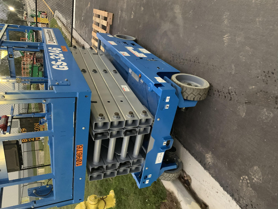 2020 Genie GS-3246 Standard, Folding full height swing gate