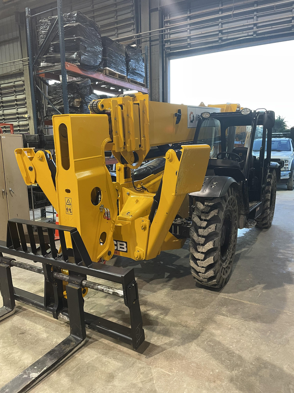 2022 JCB 512-56