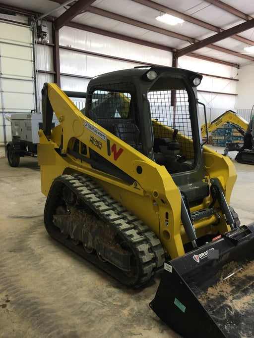 2018 Wacker Neuson ST31 ST31 8k Tracked Skid Loader, Canopy, 2 speed, Bucket Leveling , Selectable EH Controls, Variable speed fan, Cyclonic precleaner, 75" Bucket LP w/ smooth bolt on edge