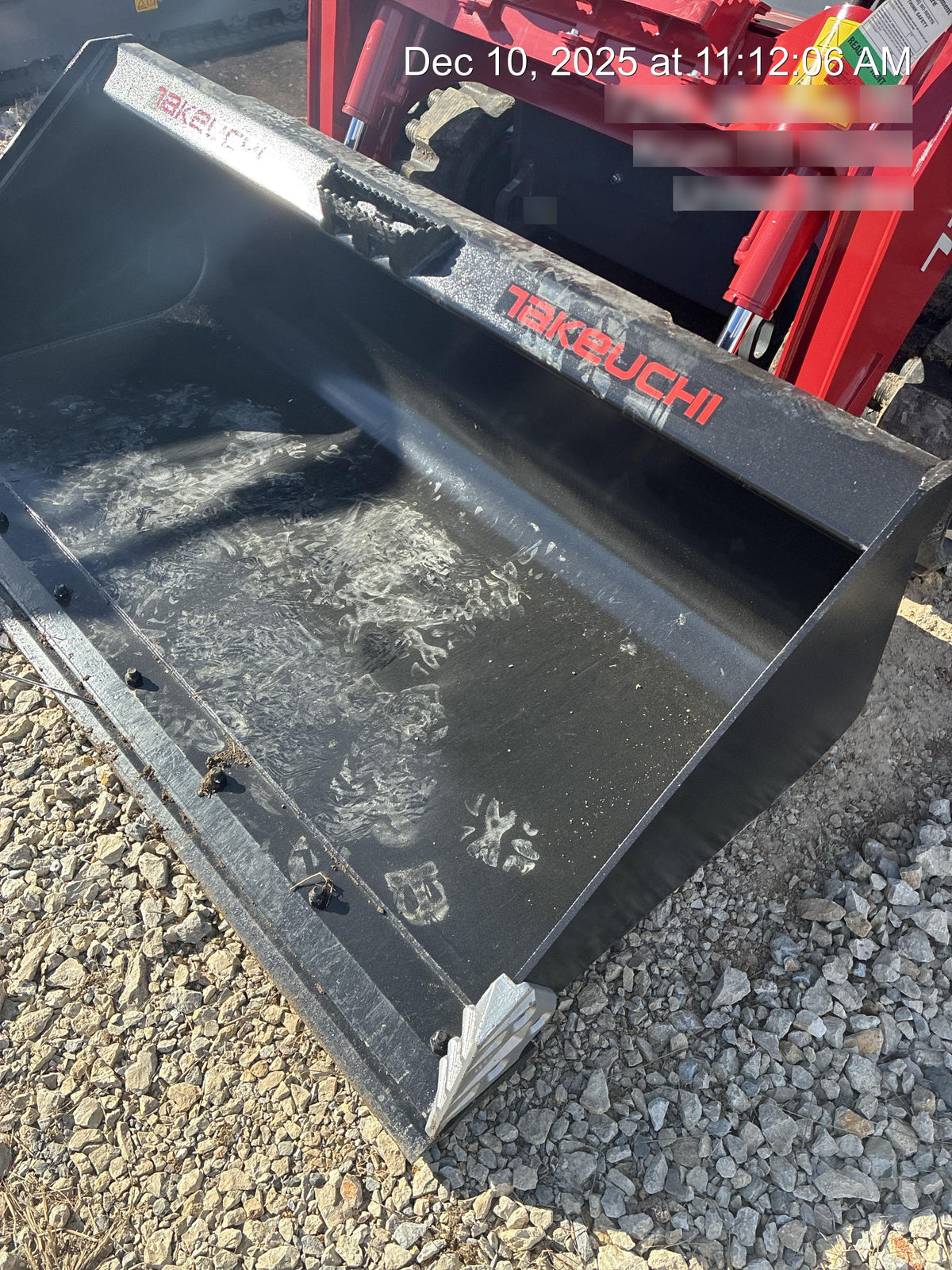 2025 TAKEUCHI 76" Smooth Bucket - Takeuchi